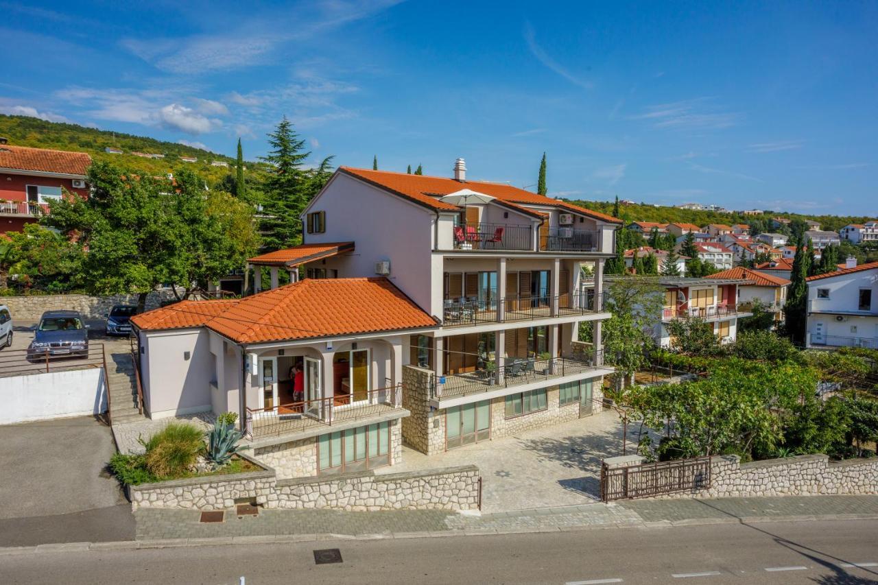Anton 1 Lägenhet Crikvenica Exteriör bild
